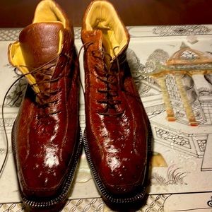 Ostrich skin shoe boots